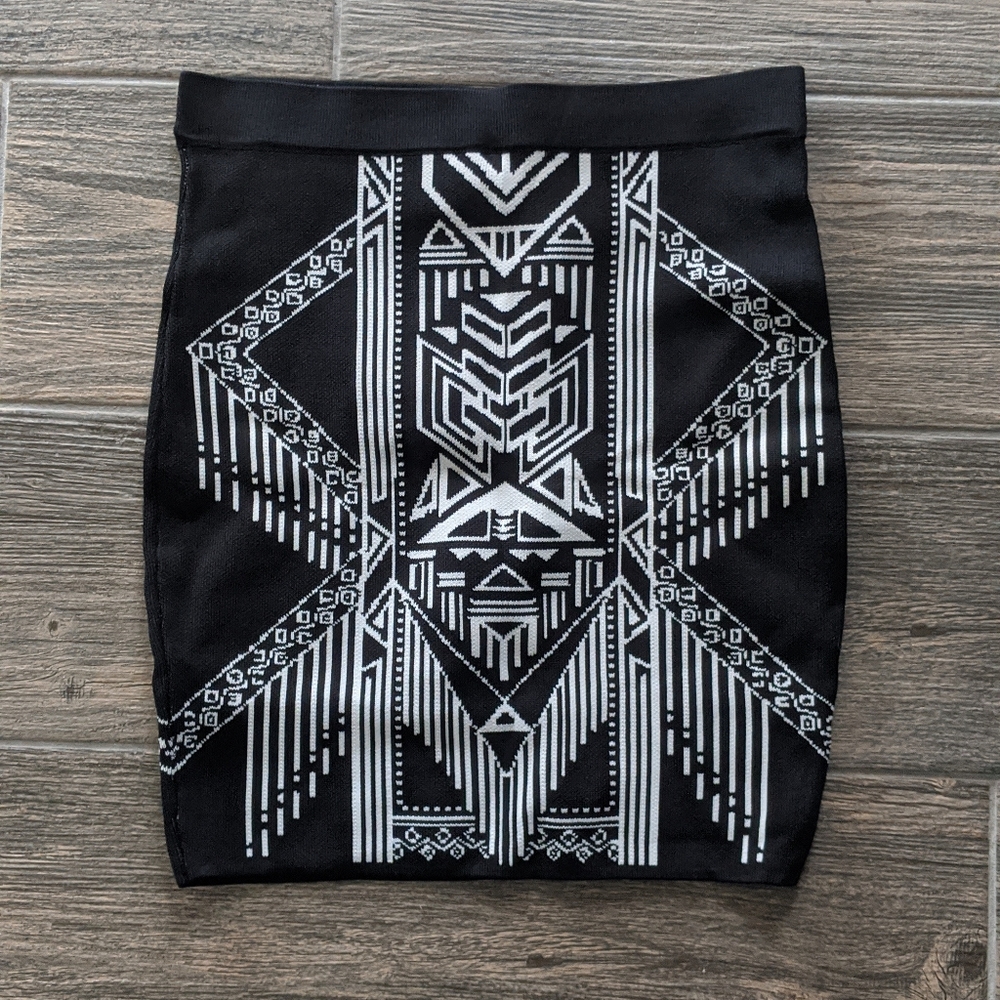 NWT Tribal print skirt